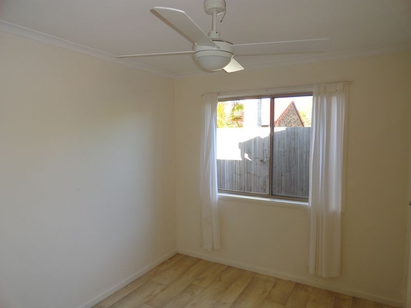 2/4 Becky St, Kuluin QLD 4558