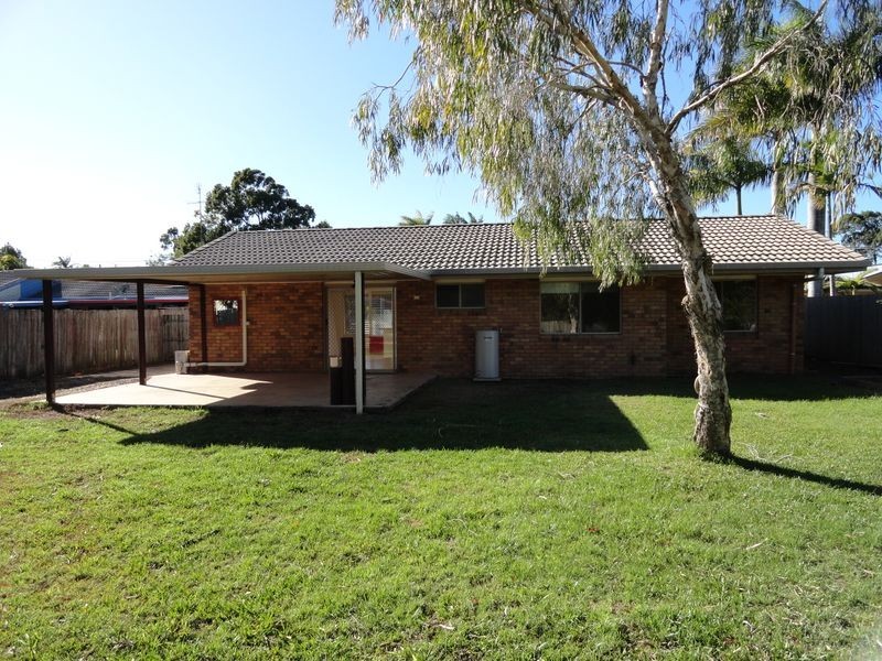 2/4 Becky St, Kuluin QLD 4558