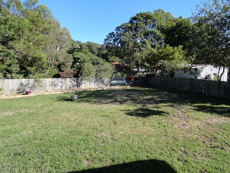 2/4 Becky St, Kuluin QLD 4558