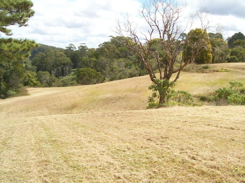 314-318 Flaxton Dr, Flaxton QLD 4560