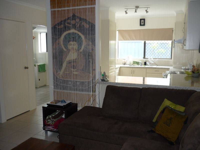 2/16 Blanck St, Maroochydore QLD 4558