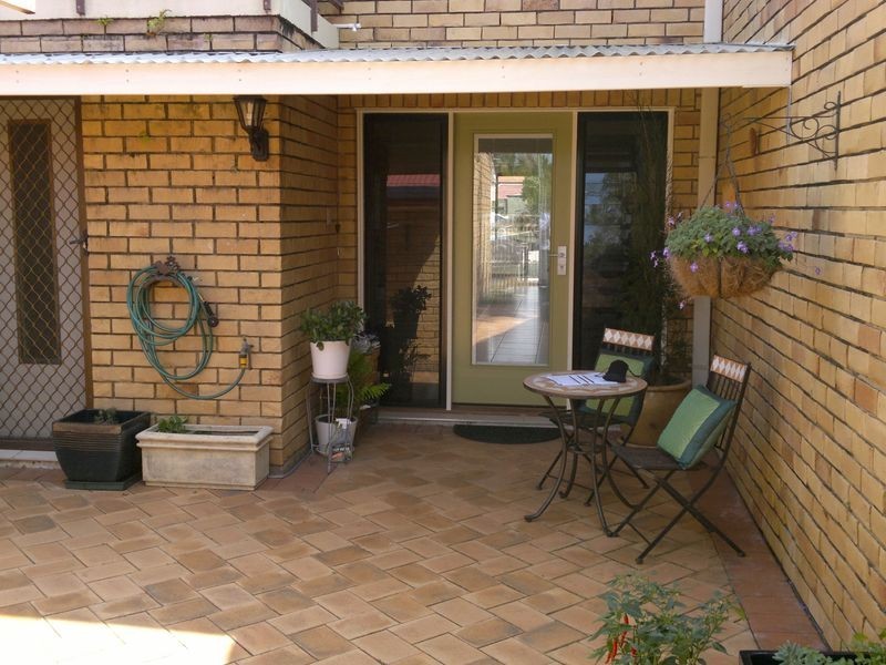 3/20 Broadmeadows Rd, Maroochydore QLD 4558