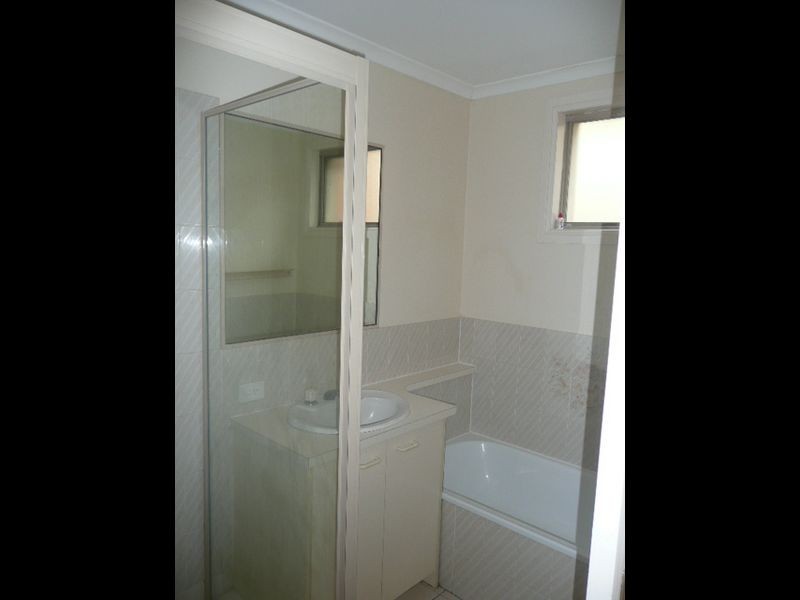 1/10 Mungar St, Maroochydore QLD 4558