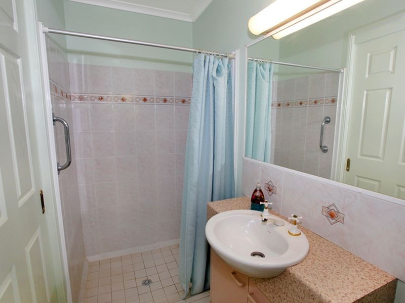 1/16 Maroochy Waters Dr, Maroochydore QLD 4558