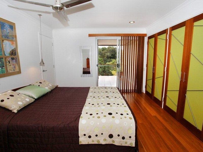 5 Yakola Pde, Alexandra Headland QLD 4572