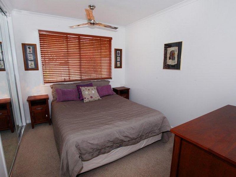 5 Yakola Pde, Alexandra Headland QLD 4572