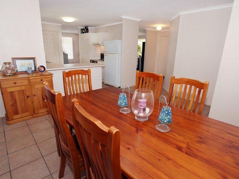 76 Buderim Pines Dr, Buderim QLD 4556