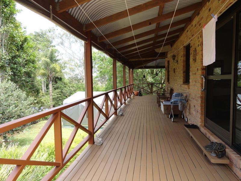 18 Mary Cairncross Ave, Maleny QLD 4552