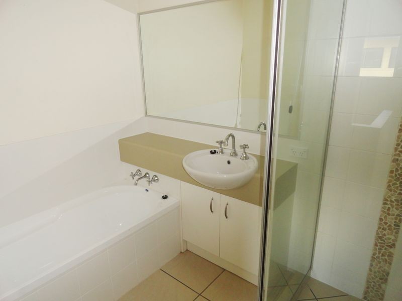 10/8 Primary School Ct, Maroochydore QLD 4558