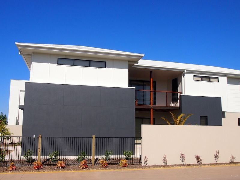 4 Saint Clair St, Maroochydore QLD 4558