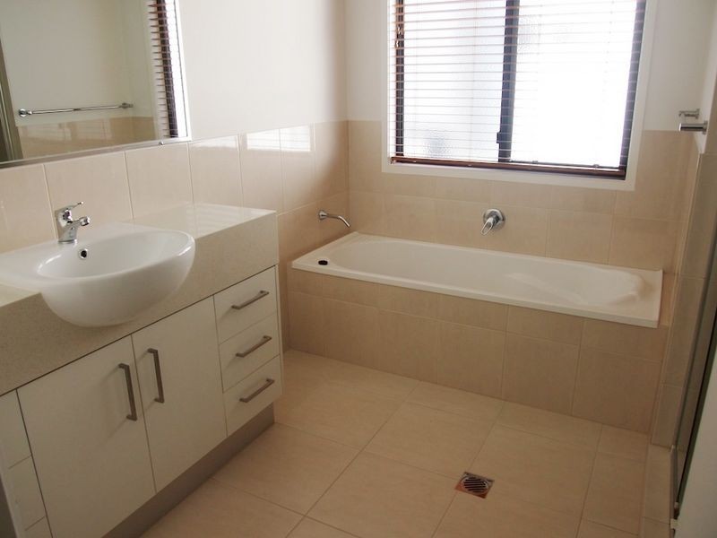 4 Saint Clair St, Maroochydore QLD 4558