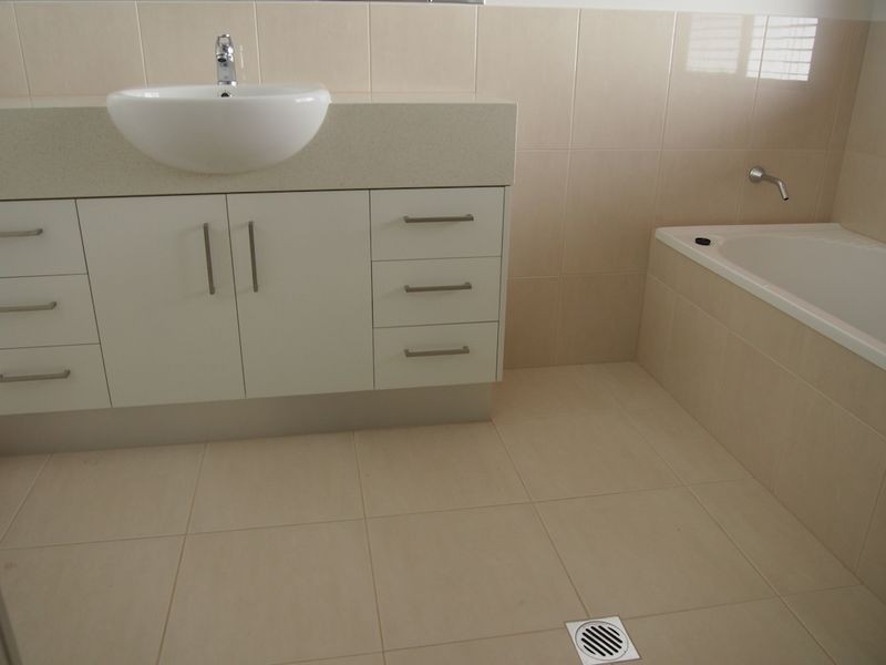 4 Saint Clair St, Maroochydore QLD 4558