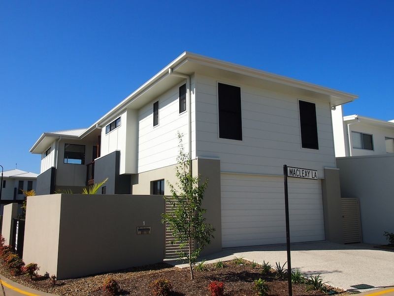 4 Saint Clair St, Maroochydore QLD 4558