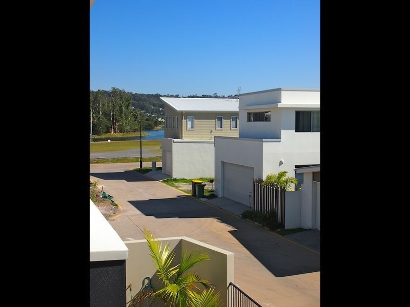 4 Saint Clair St, Maroochydore QLD 4558