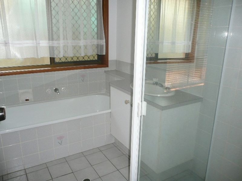 32 Princess Dr, Bli Bli QLD 4560