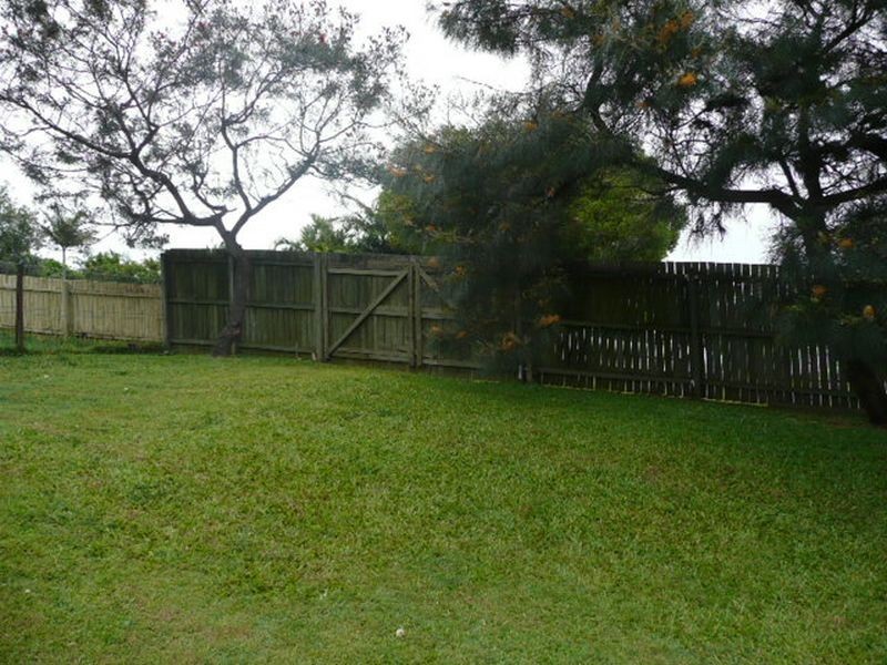 32 Princess Dr, Bli Bli QLD 4560