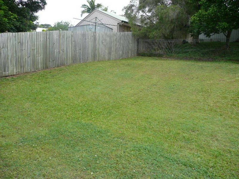 32 Princess Dr, Bli Bli QLD 4560