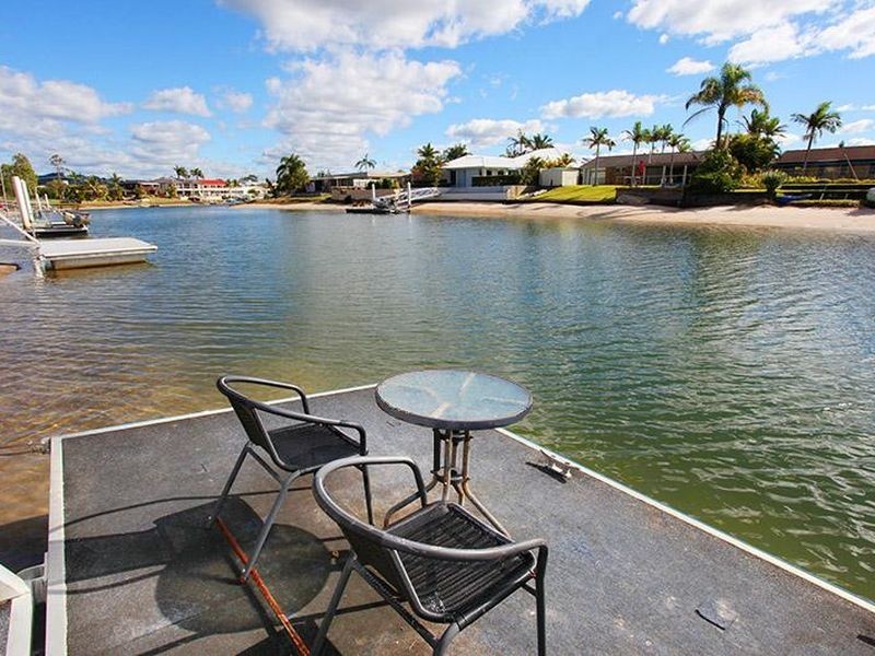 4/10 Broadmeadows Rd, Maroochydore QLD 4558