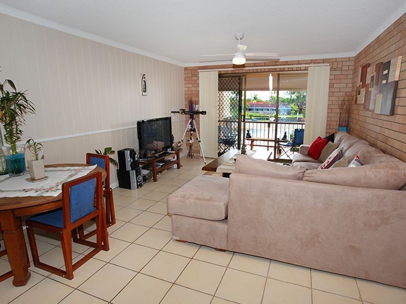 4/10 Broadmeadows Rd, Maroochydore QLD 4558