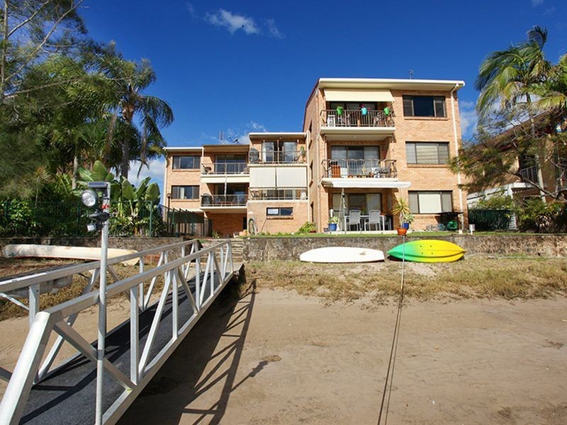 4/10 Broadmeadows Rd, Maroochydore QLD 4558