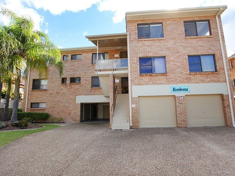 4/10 Broadmeadows Rd, Maroochydore QLD 4558