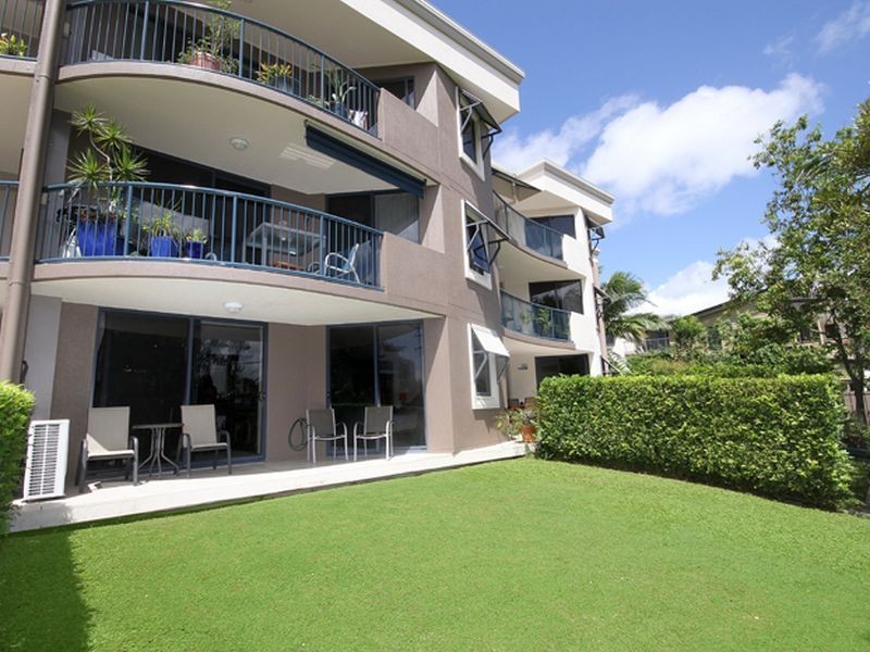2/87 Duporth Ave, Maroochydore QLD 4558
