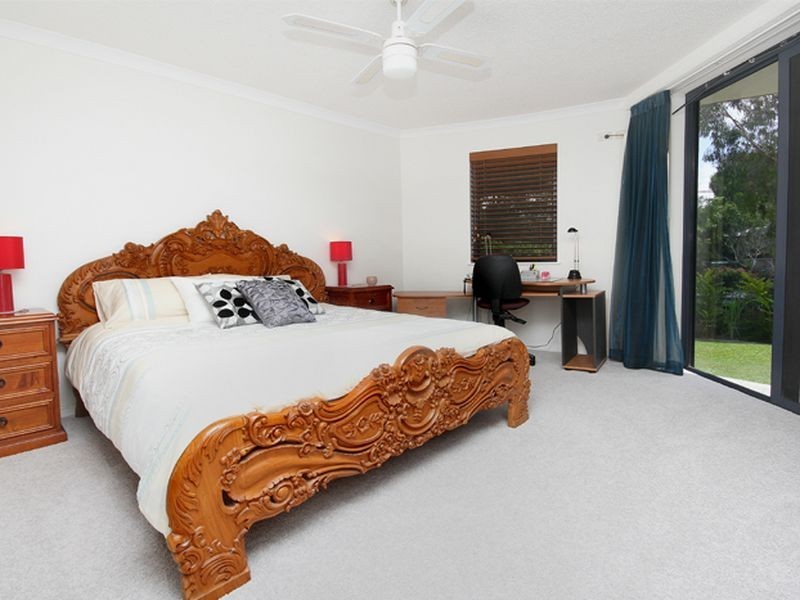 2/87 Duporth Ave, Maroochydore QLD 4558