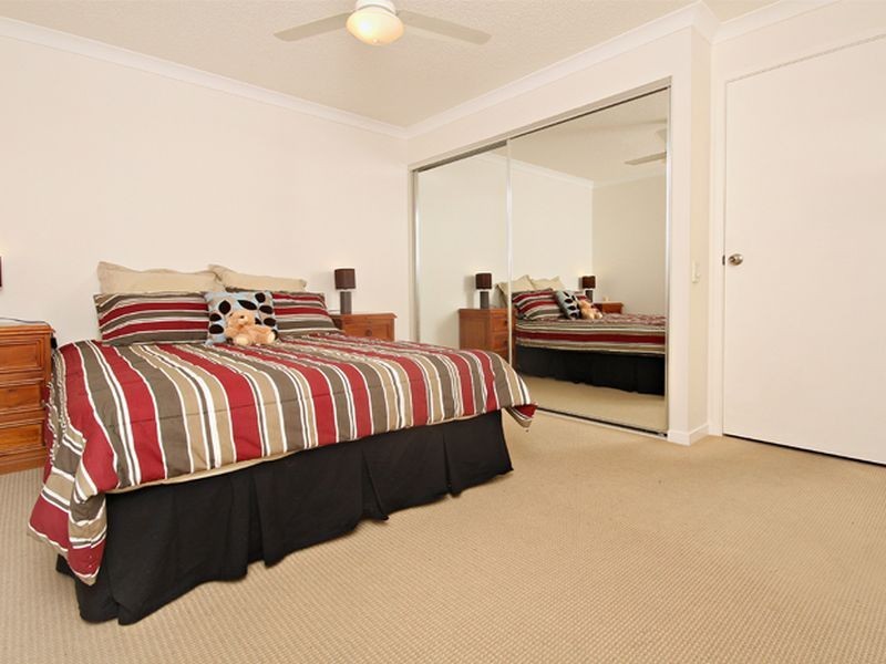 2/87 Duporth Ave, Maroochydore QLD 4558