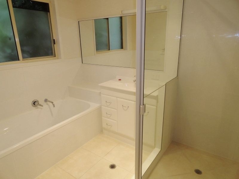 4 Alfriston Dr, Buderim QLD 4556