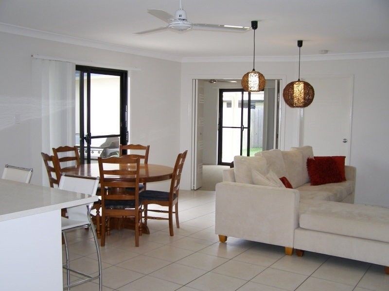13 Bateman St, Sippy Downs QLD 4556