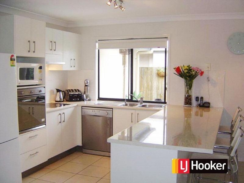 13 Bateman St, Sippy Downs QLD 4556