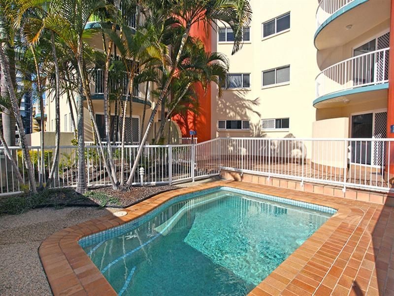 3/12 Memorial Ave, Maroochydore QLD 4558