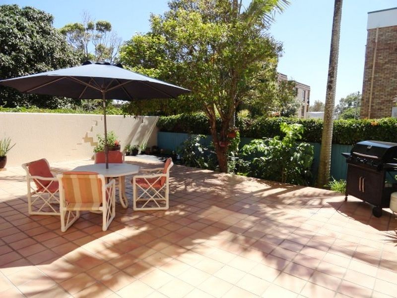 3/12 Memorial Ave, Maroochydore QLD 4558