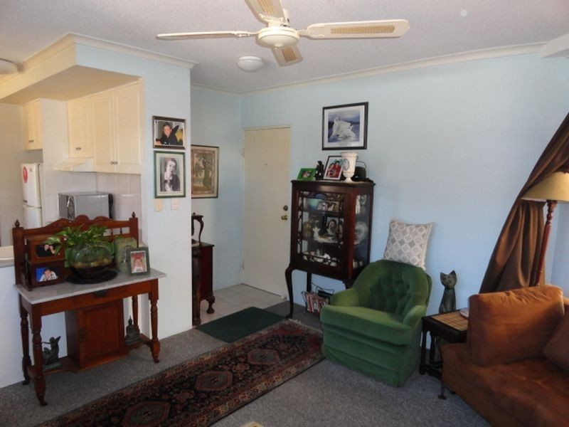 3/12 Memorial Ave, Maroochydore QLD 4558