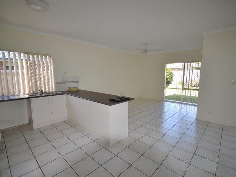 30 Windermere Way, Sippy Downs QLD 4556