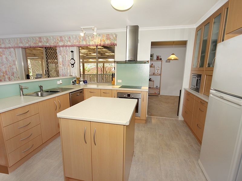 10 Rosslyn Ct, Buderim QLD 4556