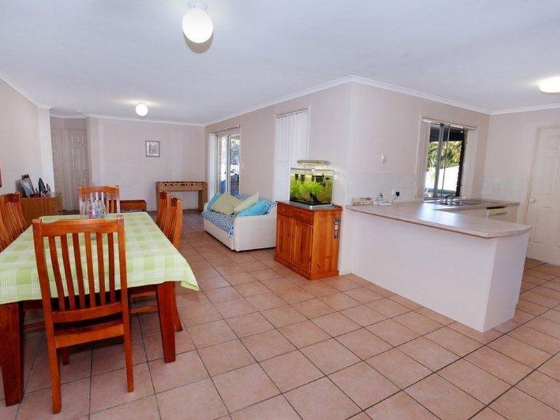 76 Buderim Pines Dr, Buderim QLD 4556