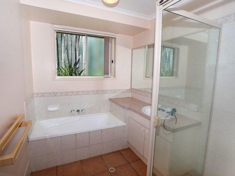 76 Buderim Pines Dr, Buderim QLD 4556