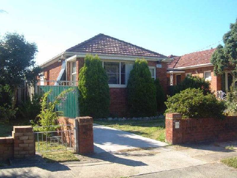 CAROLINE ST, Kingsgrove NSW 2208
