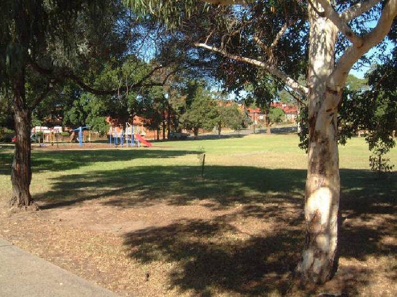 CAROLINE ST, Kingsgrove NSW 2208