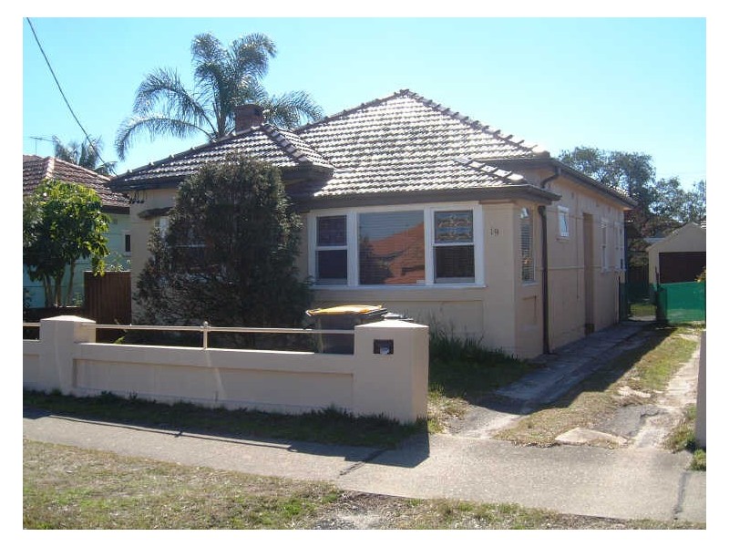 19 Sanoni Avenue, Sandringham NSW 2219