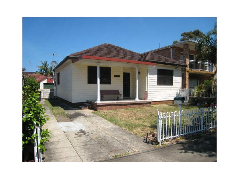 33 WILSON STREET, Kogarah NSW 2217