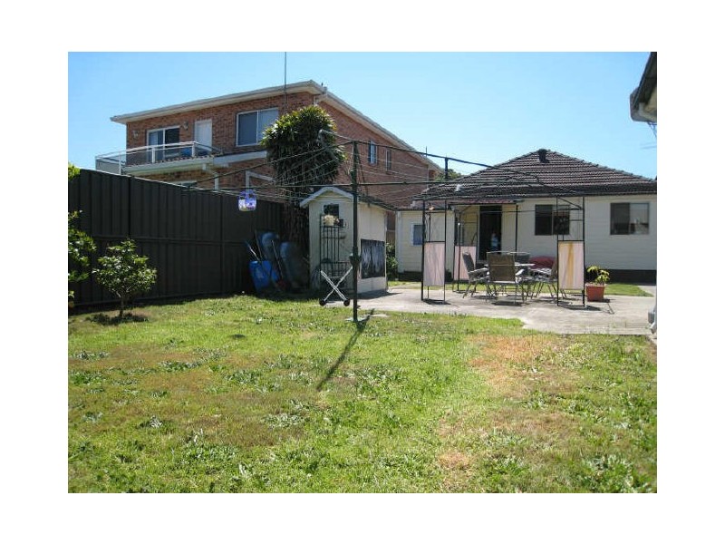 33 WILSON STREET, Kogarah NSW 2217