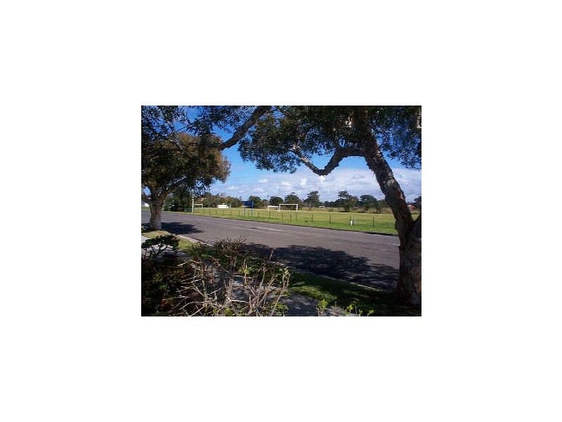 2E CHUTER AVENUE, Monterey NSW 2217