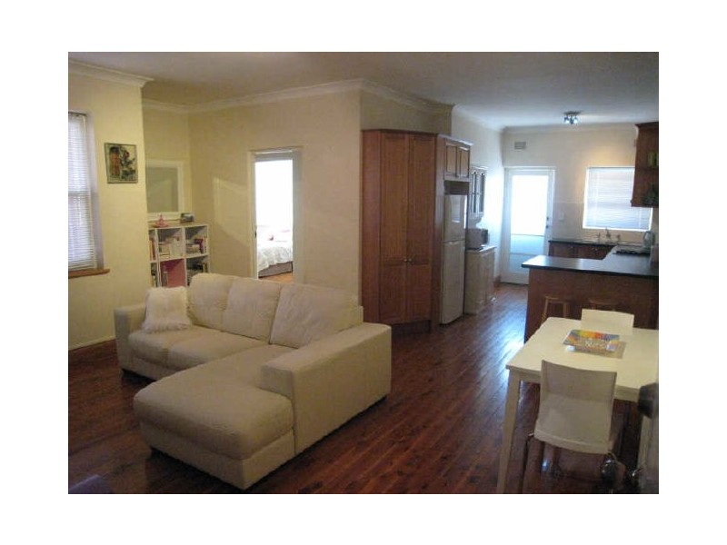 2/23-25 QUEENS ROAD, Brighton-le-sands NSW 2216