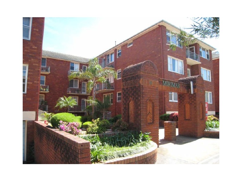 2/23-25 QUEENS ROAD, Brighton-le-sands NSW 2216