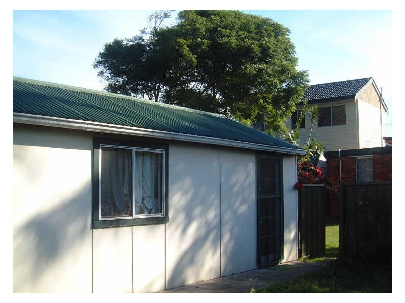 35 WYCOMBE AVENUE, Brighton-le-sands NSW 2216