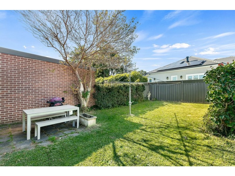 12 Ercildoune Ave, Beverley Park NSW 2217