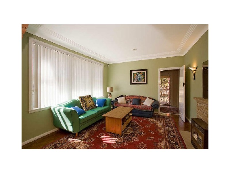 16 MADRERS AVENUE, Kogarah NSW 2217