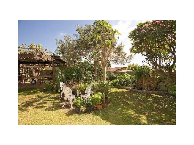 16 MADRERS AVENUE, Kogarah NSW 2217